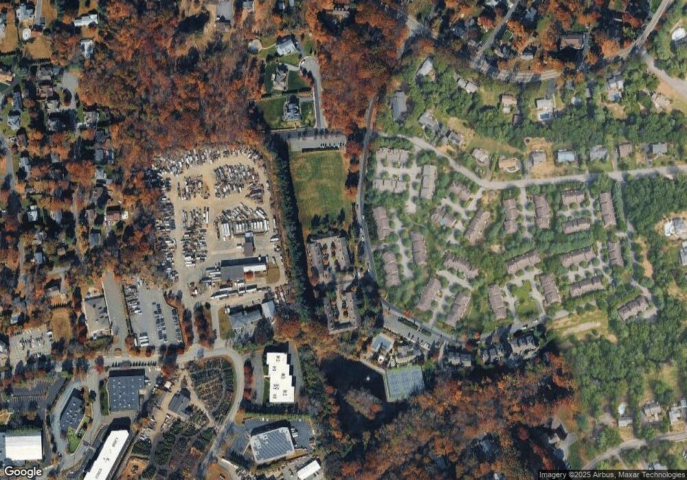 161 Dickinson Ln, Mahwah, NJ 07430 - photo 1