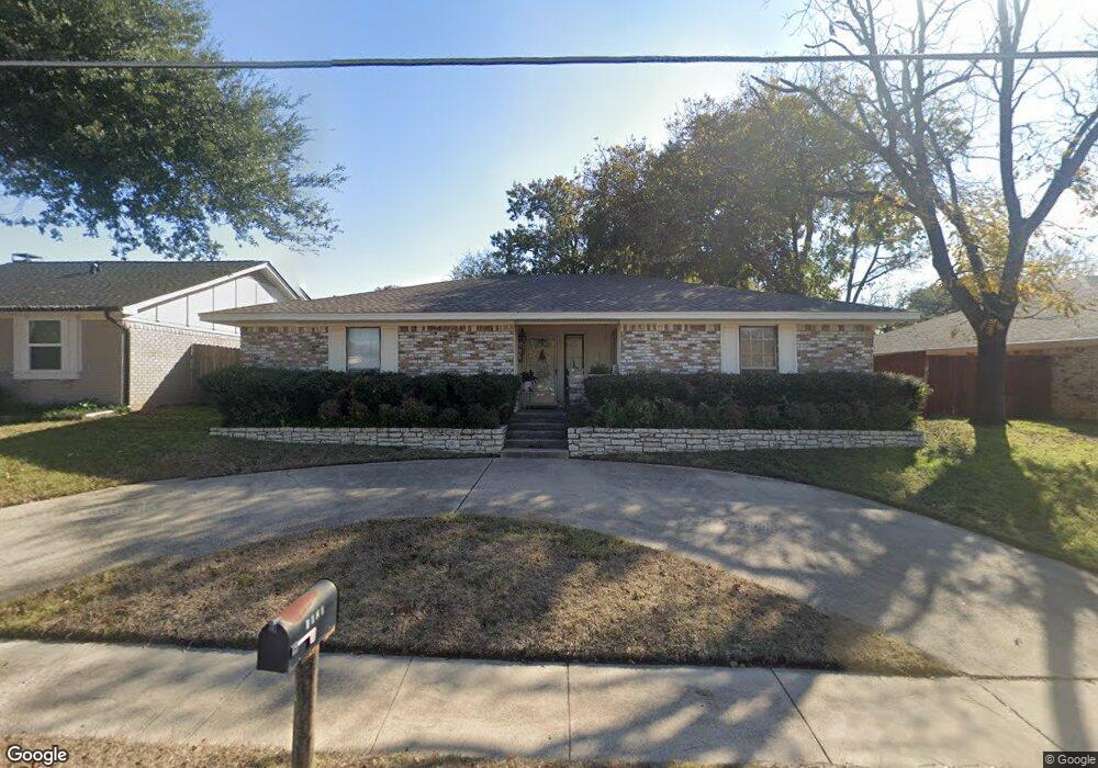 1020 Forest Ridge Dr, Bedford, TX 76022 - photo 1