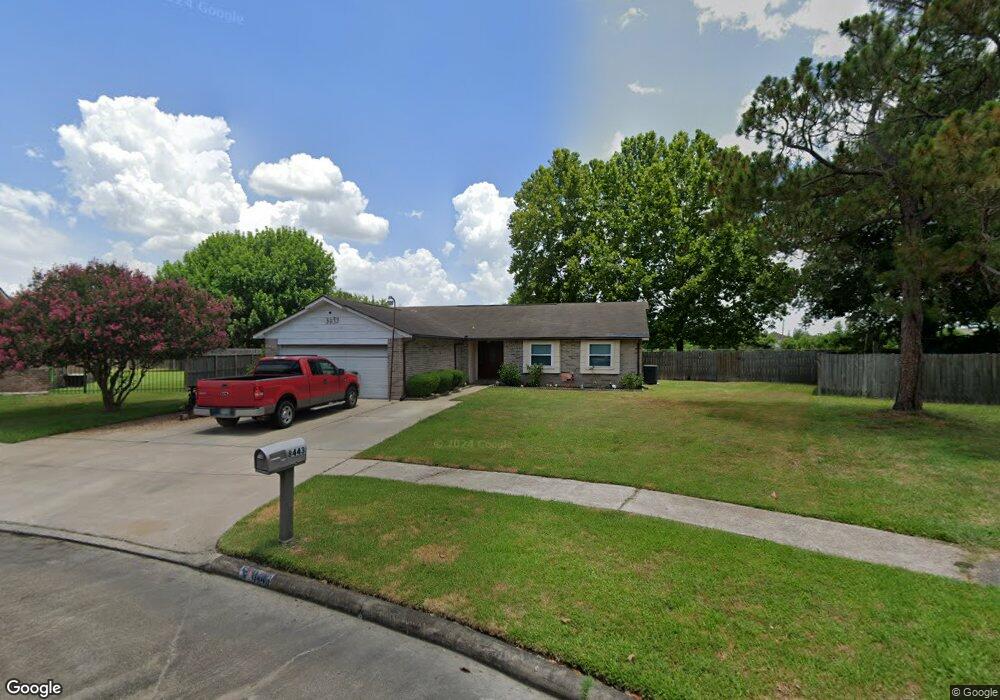 8443 Gulf Tree Ln, Houston, TX 77075 - photo 1