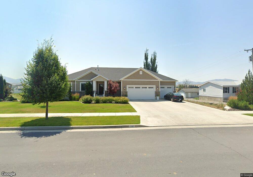 382 E 400 S, Hyrum, UT 84319 - photo 1