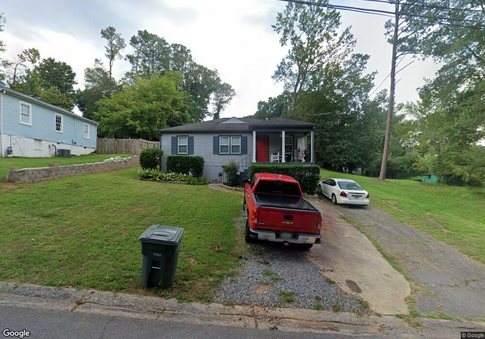 696 Skyview Dr NE, Marietta, GA 30060 - photo 1