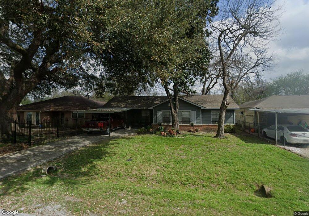 9214 Carrick St, Houston, TX 77022 - photo 1