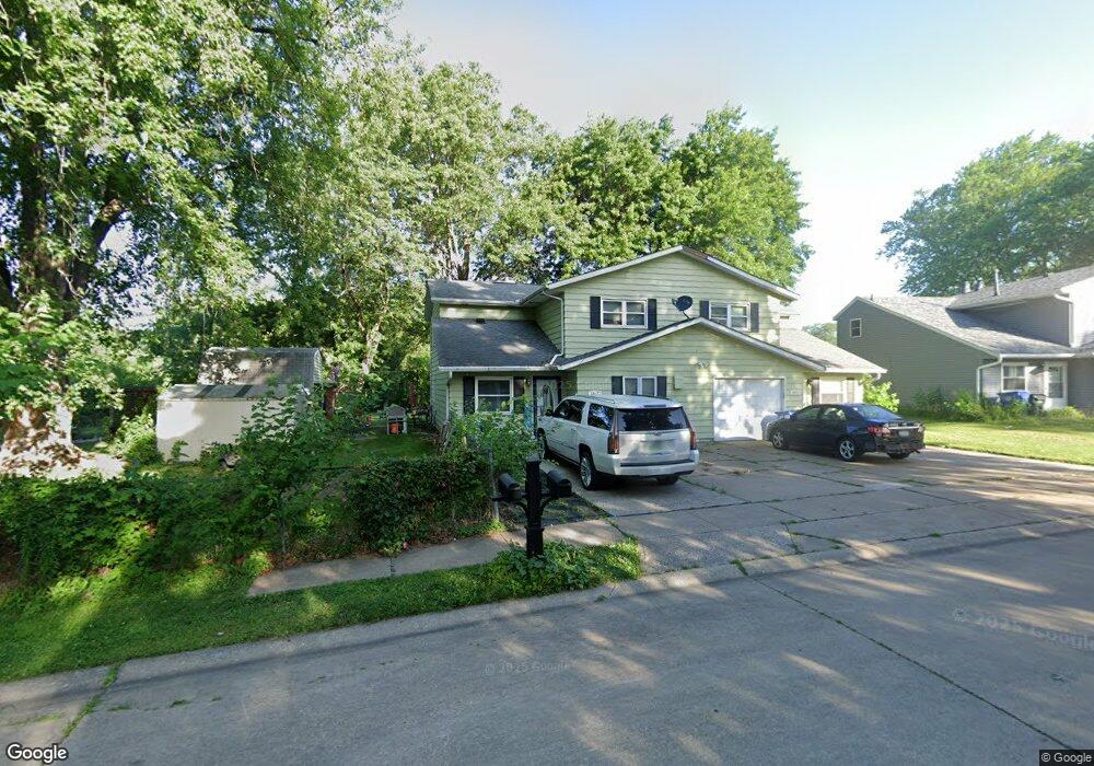 6012 & 6014 Scott St, Davenport, IA 52806 - photo 1