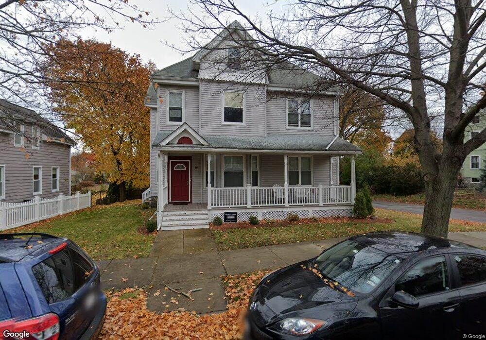 15 Summer St unit 2, Wakefield, MA 01880 - photo 1