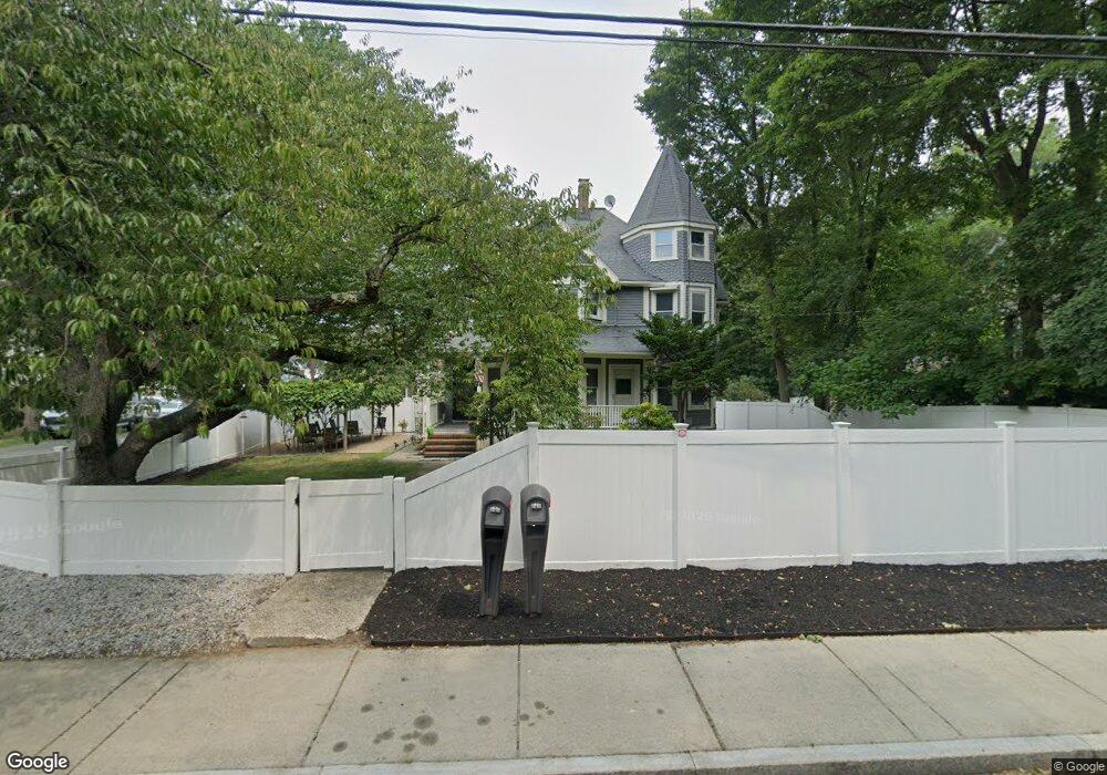 1161 Franklin St unit 1, Stoneham, MA 02180 - photo 1