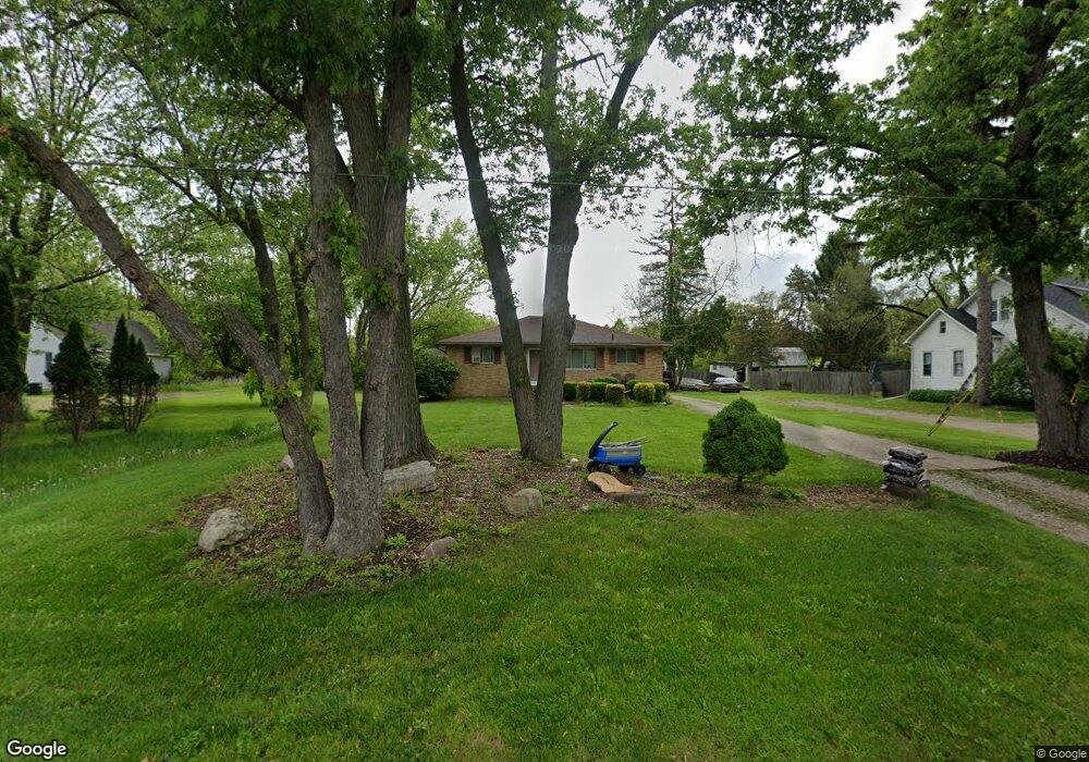 3158 N Linden Rd, Flint, MI 48504 - photo 1