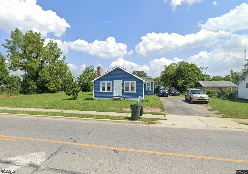 582 Demorest Rd, Columbus, OH 43204 - photo 1