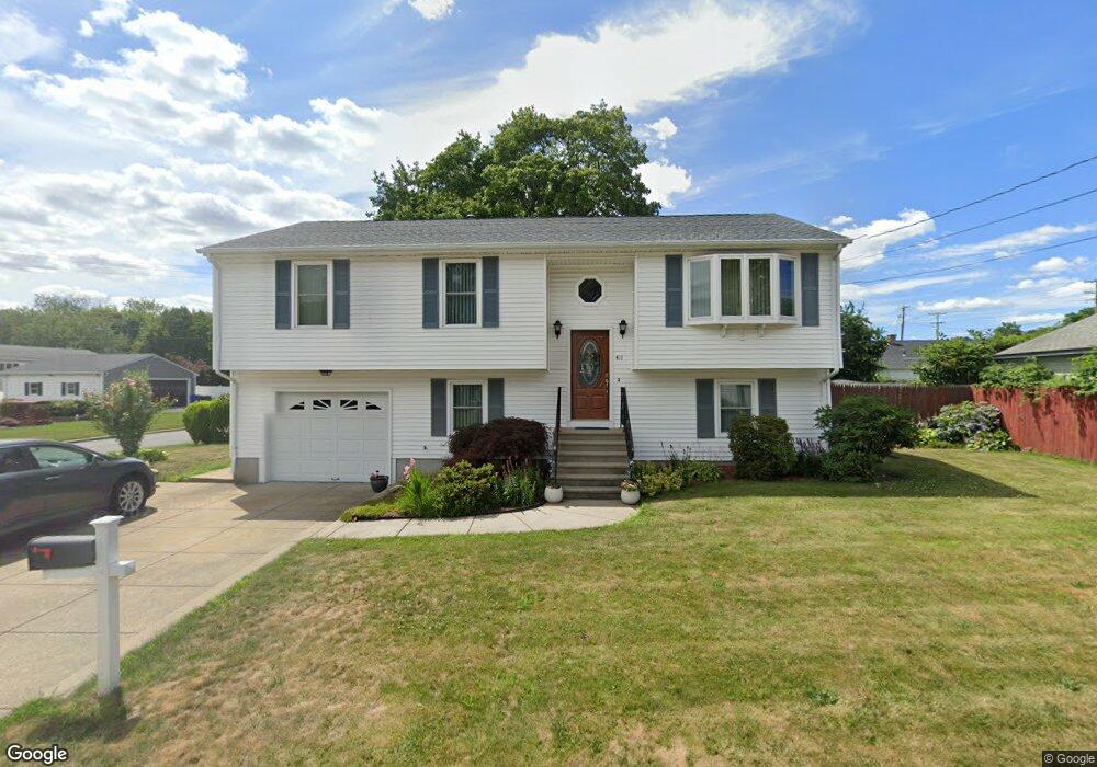 411 Dover Ave, Riverside, RI 02915 - photo 1