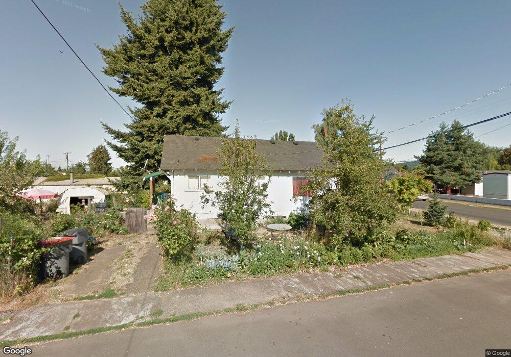 446 SE Sheridan Rd, Sheridan, OR 97378 - photo 1