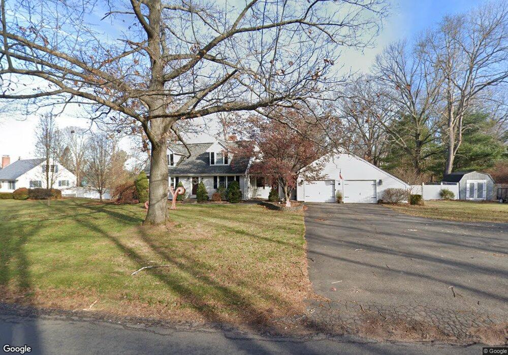 7 Apothecaries Hall Rd, Broad Brook, CT 06016 - photo 1