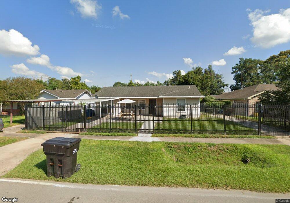 3213 Cedar Hill Ln, Houston, TX 77093 - photo 1