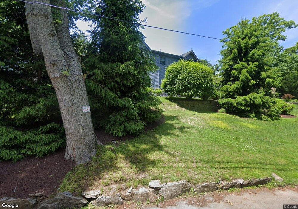 8 Greenway Rd, Rye, NY 10580 - photo 1