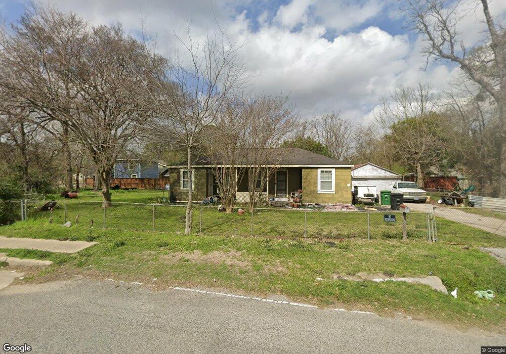 103 Fichter St, Houston, TX 77022 - photo 1