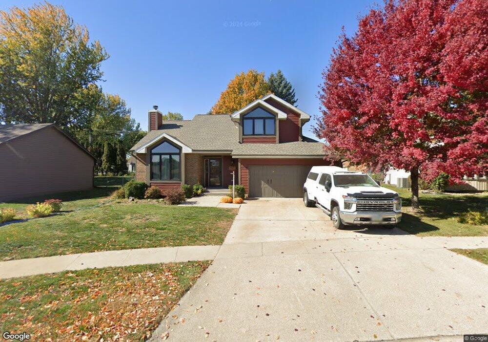 1117 E 16th St S, Newton, IA 50208 - photo 1