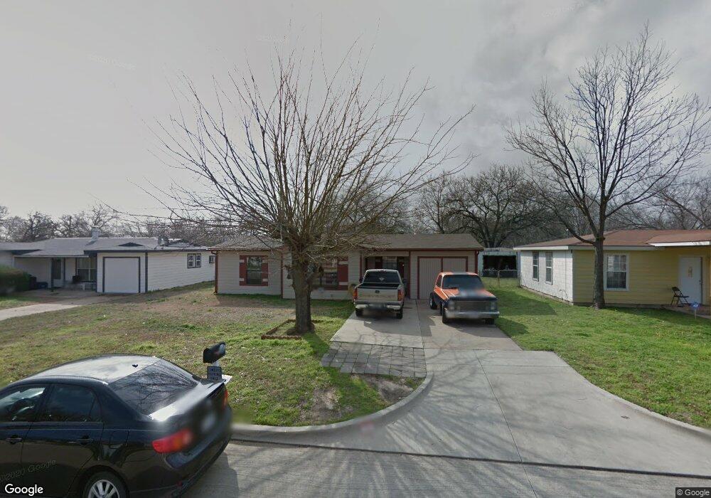 616 Brookfield Dr, Hurst, TX 76053 - photo 1