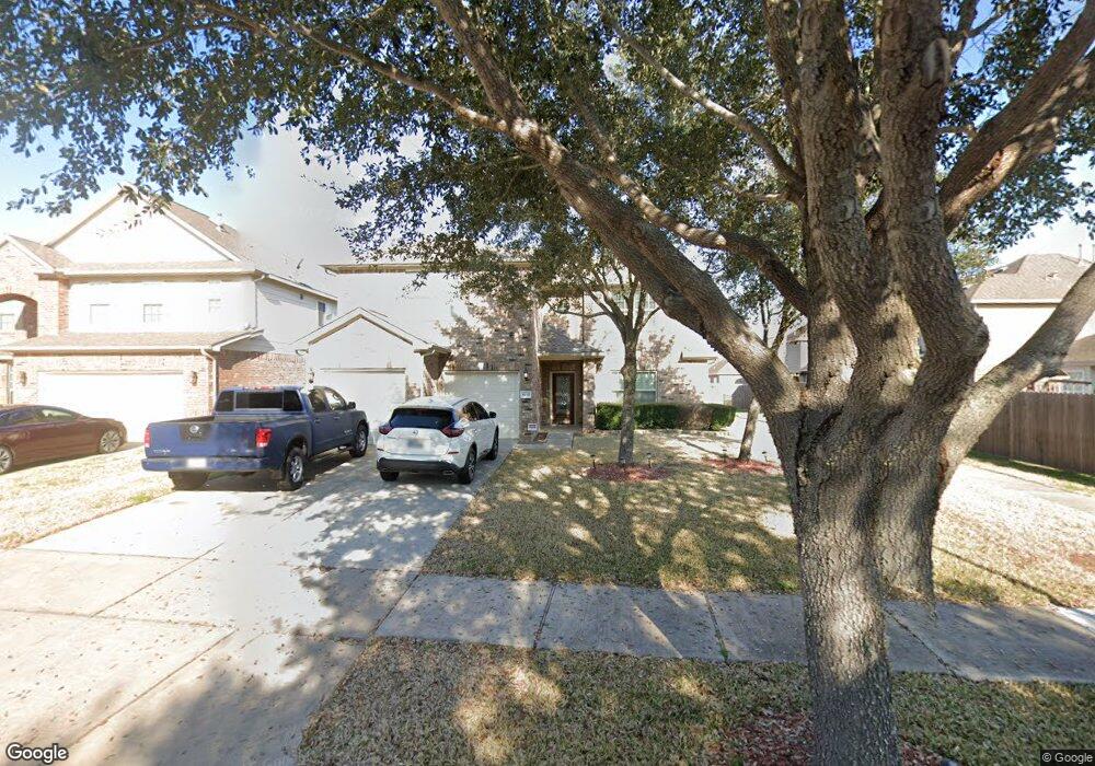 6110 Oxford Lake Dr, Rosenberg, TX 77471 - photo 1