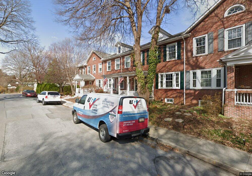 921 Hamilton Place, Reading, PA 19610 - photo 1