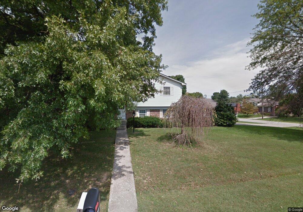 9205 Waltlee Rd, Louisville, KY 40291 - photo 1