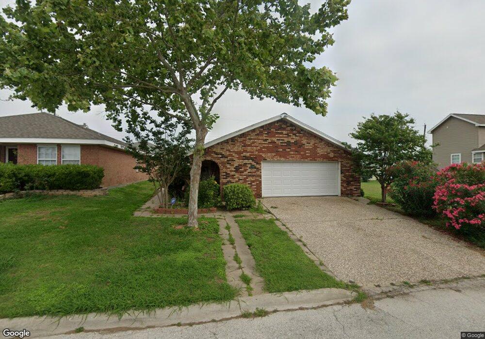 7714 Pruitt Dr, Galveston, TX 77554 - photo 1