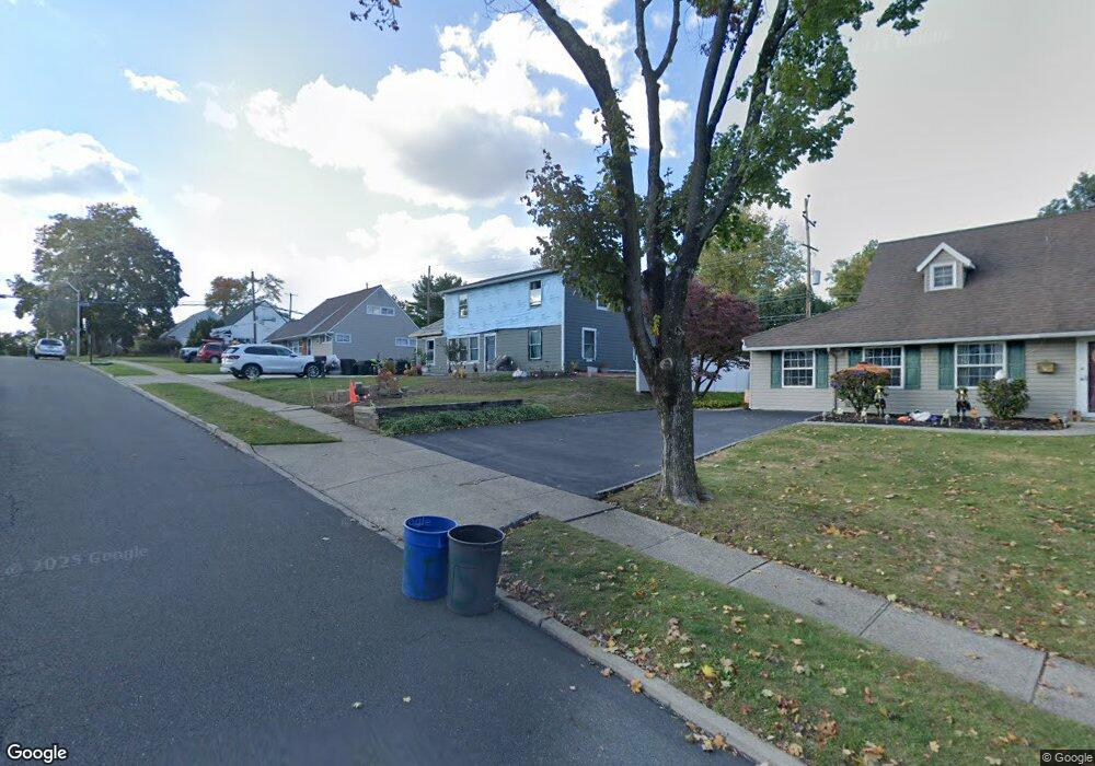 81 Upland Rd, Levittown, PA 19056 - photo 1