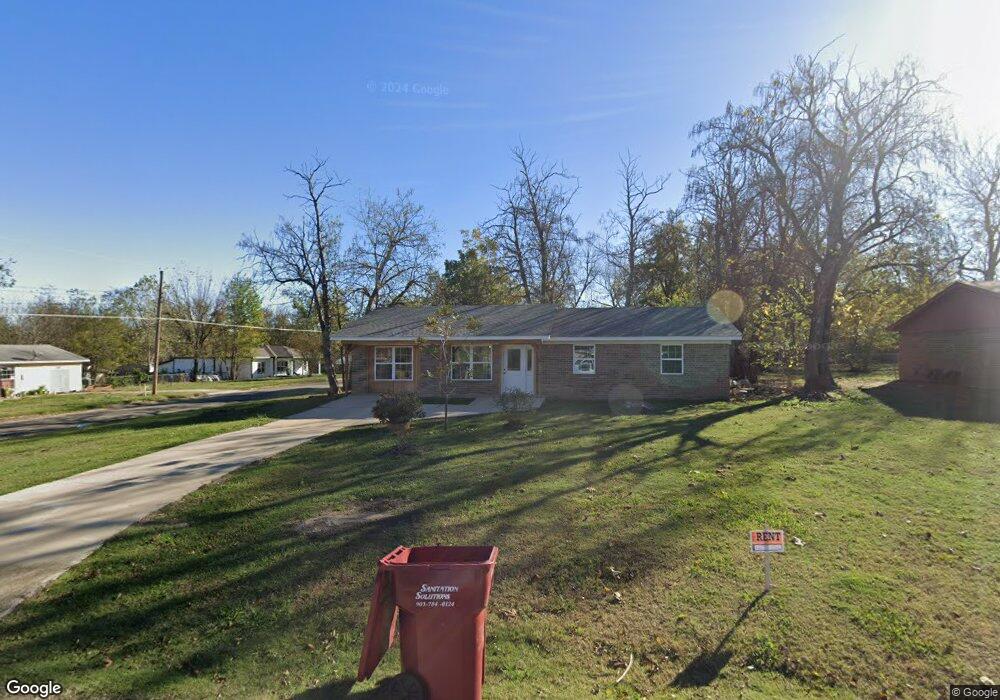 507 N H St, Hugo, OK 74743 - photo 1