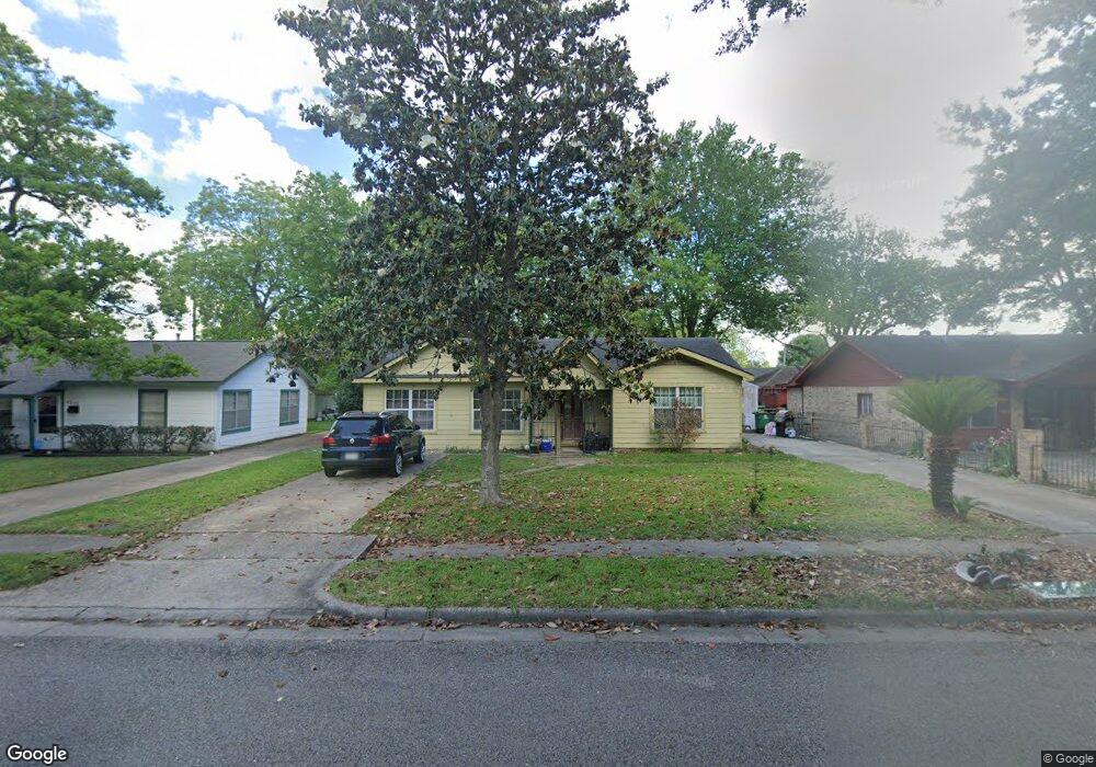 4306 Heite St, Houston, TX 77022 - photo 1