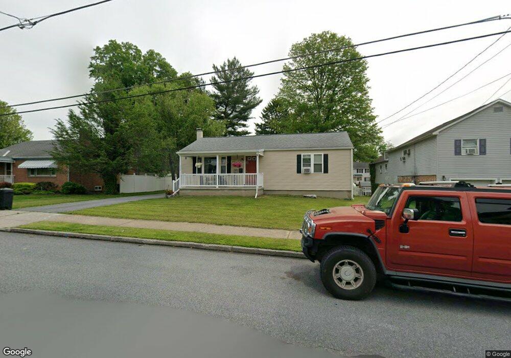 112 S Broad St, Myerstown, PA 17067 - photo 1