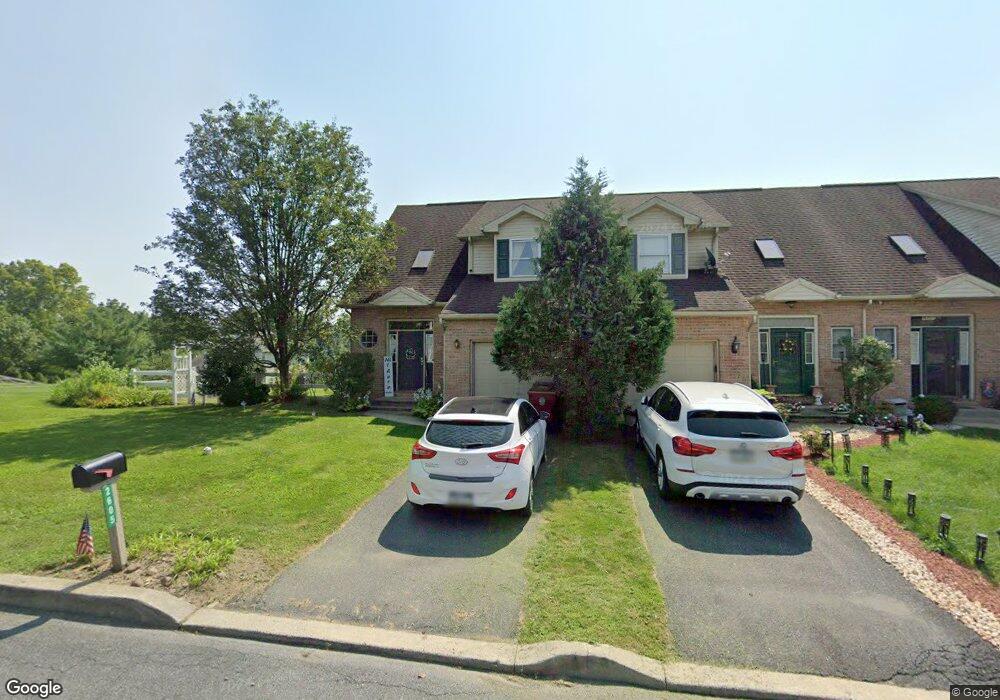 2605 Lower Way, Easton, PA 18040 - photo 1