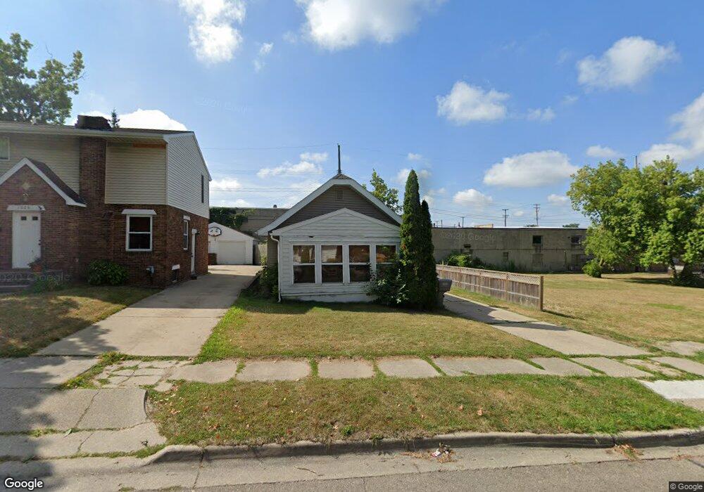 1022 Walsh St, Lansing, MI 48912 - photo 1