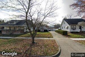2921 Champaign Ave, Mattoon, IL 61938