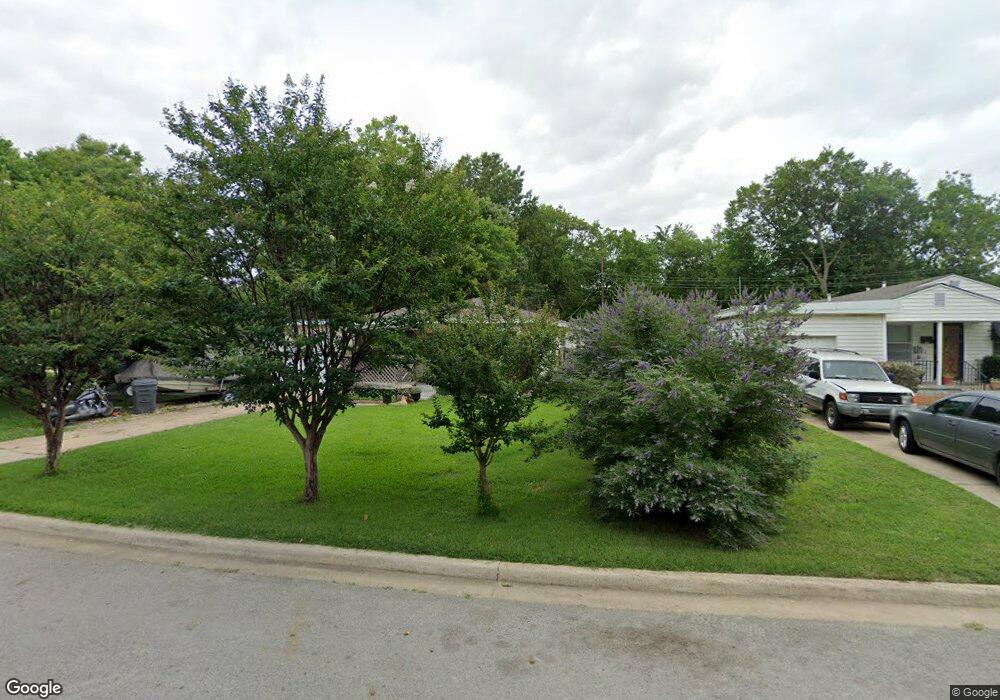 1713 Tower Dr, Ardmore, OK 73401 - photo 1