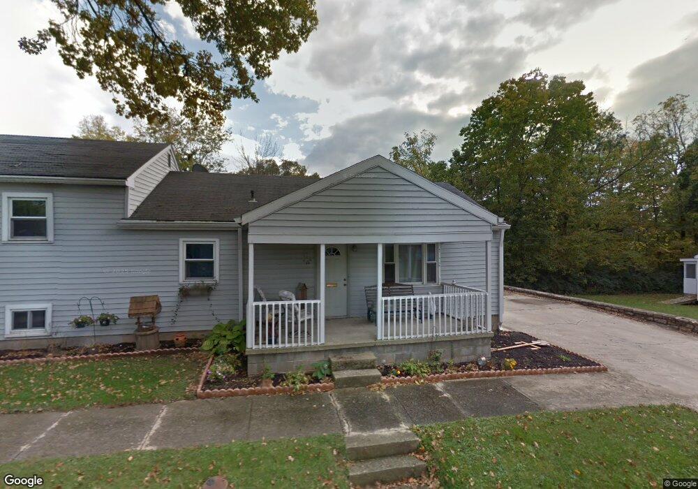 725 W Maple St, Wabash, IN 46992 - photo 1