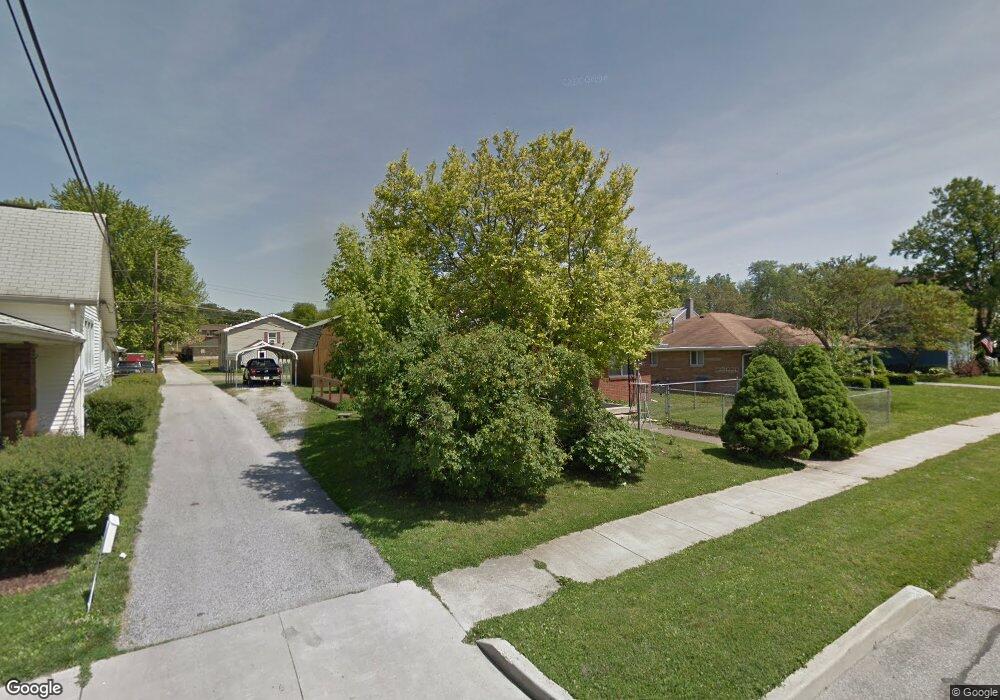 257 N Center St, Plainfield, IN 46168 - photo 1