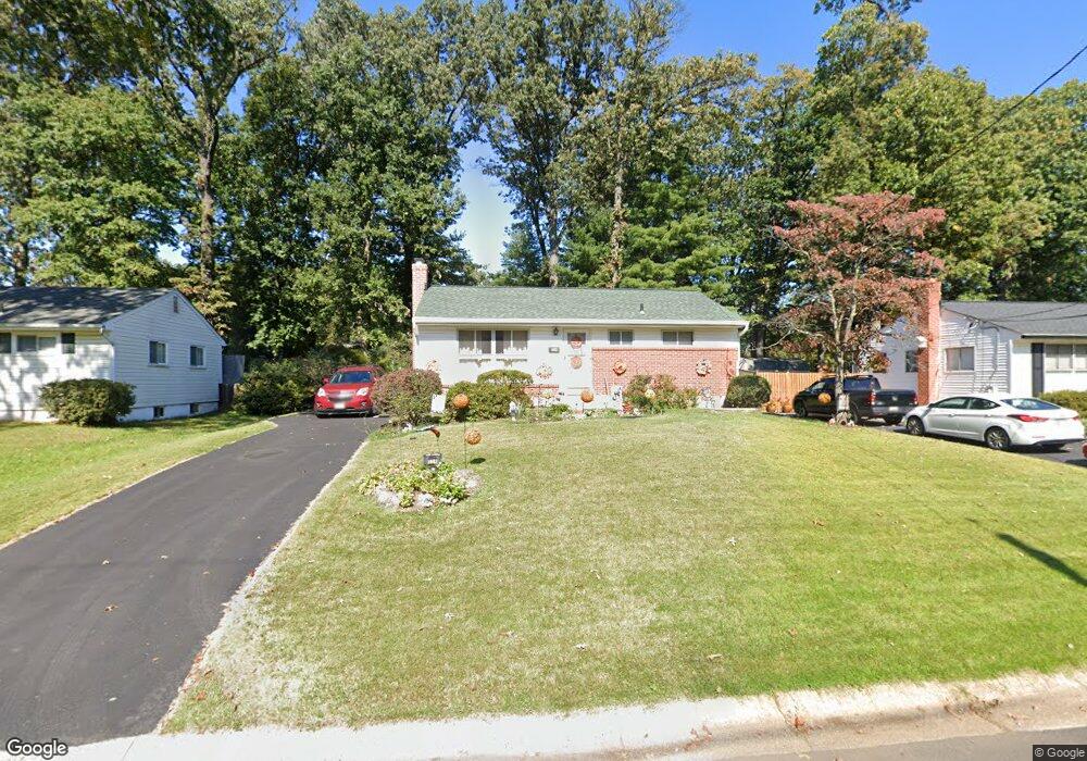 114 Hutton St, Gaithersburg, MD 20877 - photo 1