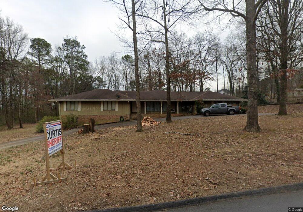 141 Derby Ln, Calhoun, GA 30701 - photo 1