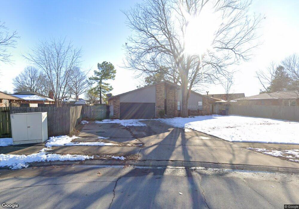 1028 E 145th St, Glenpool, OK 74033 - photo 1