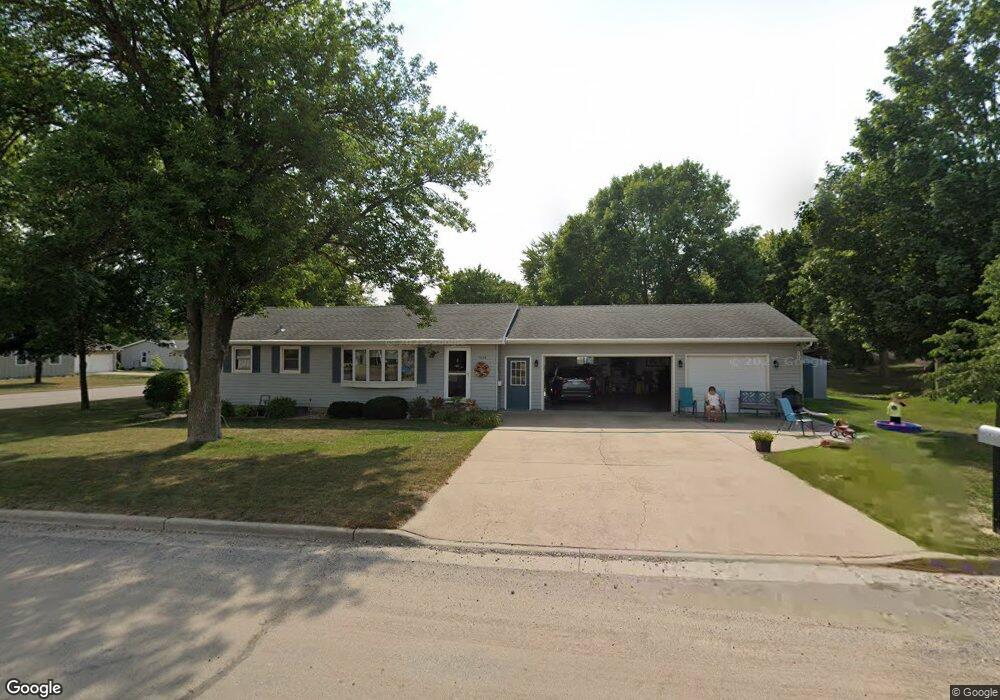 1229 Birchwood Dr, New Ulm, MN 56073 - photo 1