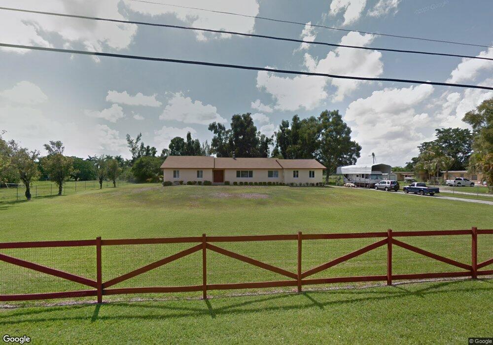 1611 SW 117th Ave, Davie, FL 33325 - photo 1