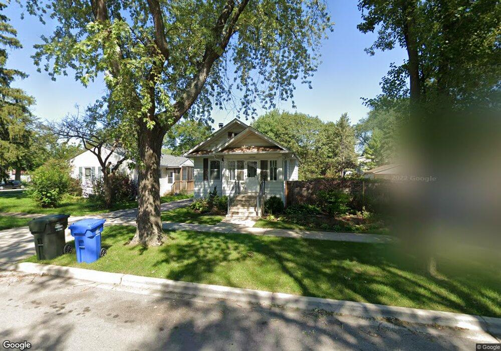 1610 Whitcomb Ave, Des Plaines, IL 60018 - photo 1