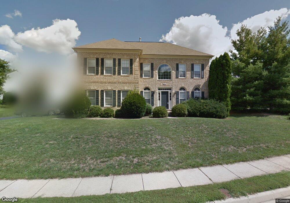 8956 Scott St, Springfield, VA 22153 - photo 1