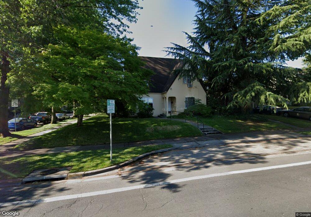 1386 E 18th Ave, Eugene, OR 97403 - photo 1