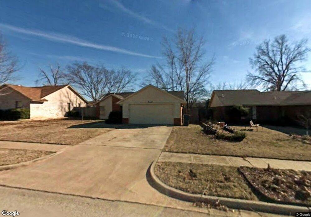 612 Black Hawk Dr, Norman, OK 73072 - photo 1