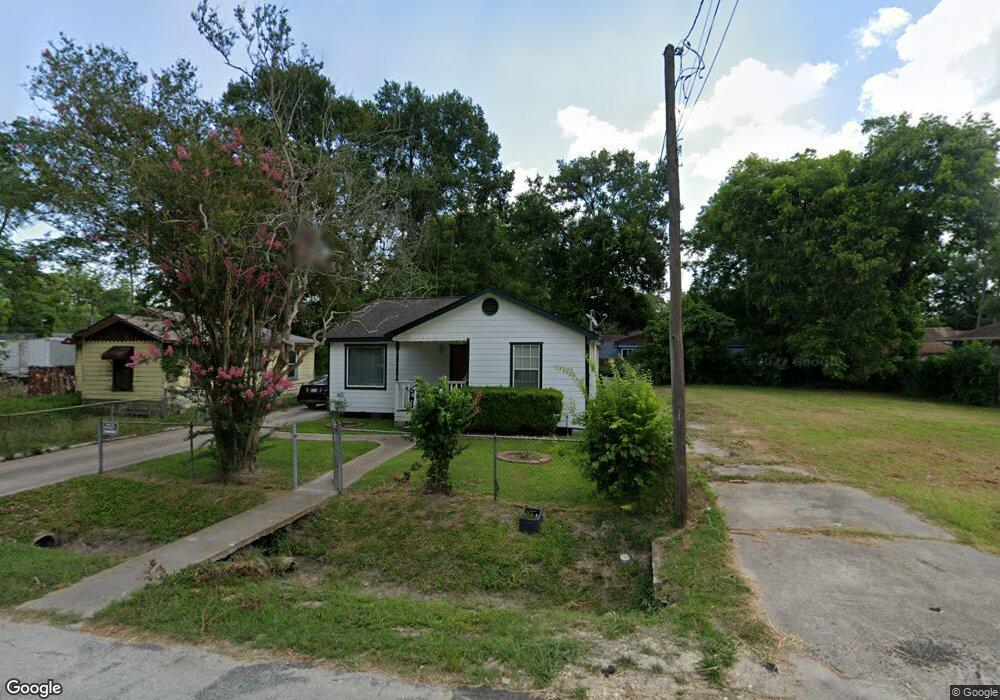 6830 Bunche Dr, Houston, TX 77091 - photo 1