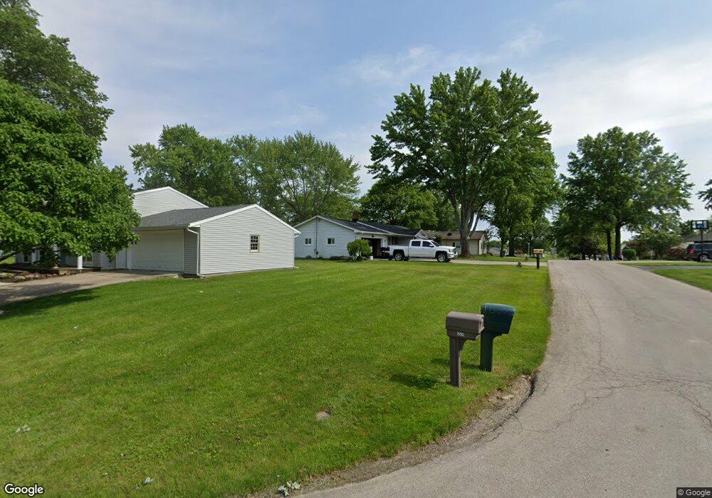 1425 Hunter Rd, Bluffton, IN 46714 - photo 1