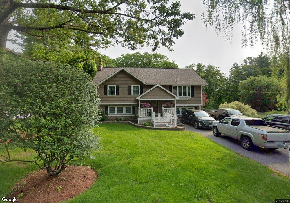 17 Scenic Dr, Derry, NH 03038 - photo 1