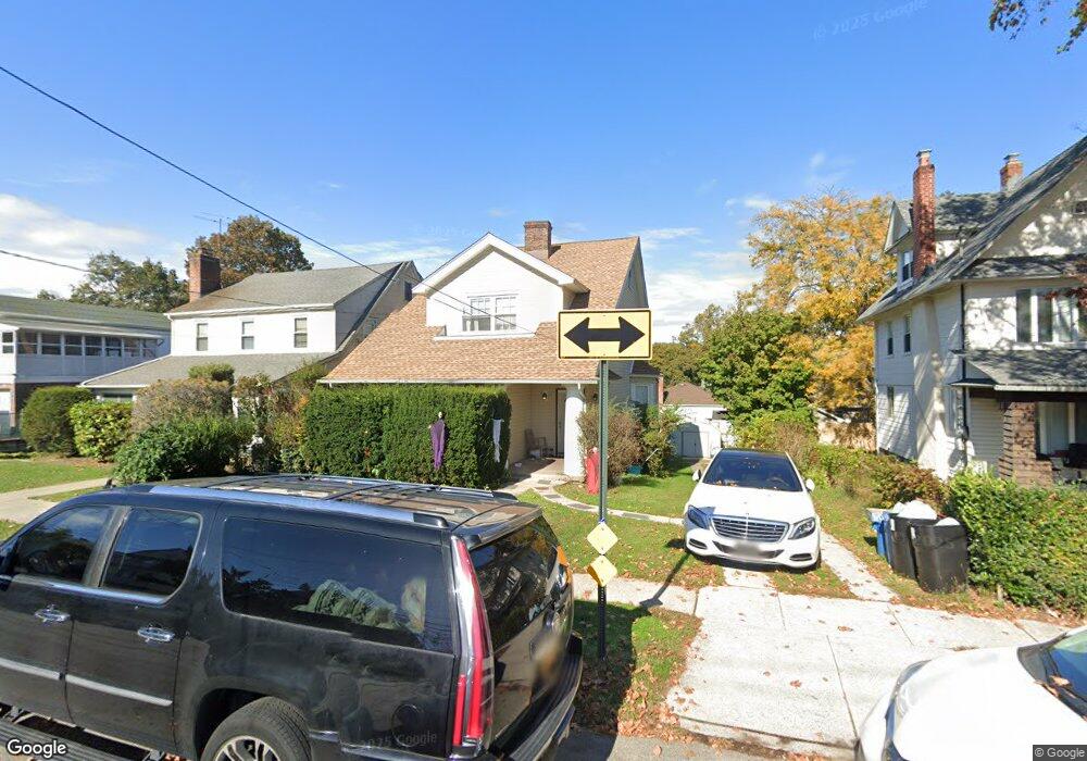 21831 36th Ave unit 1, Bayside, NY 11361 - photo 1