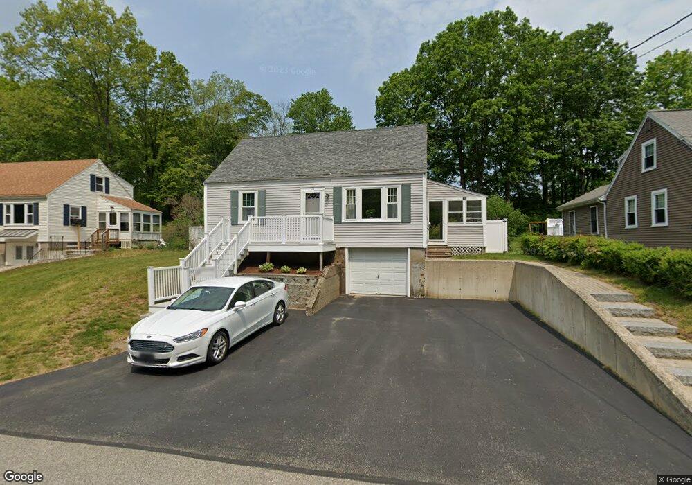 76 Pine St, Rollinsford, NH 03869 - photo 1