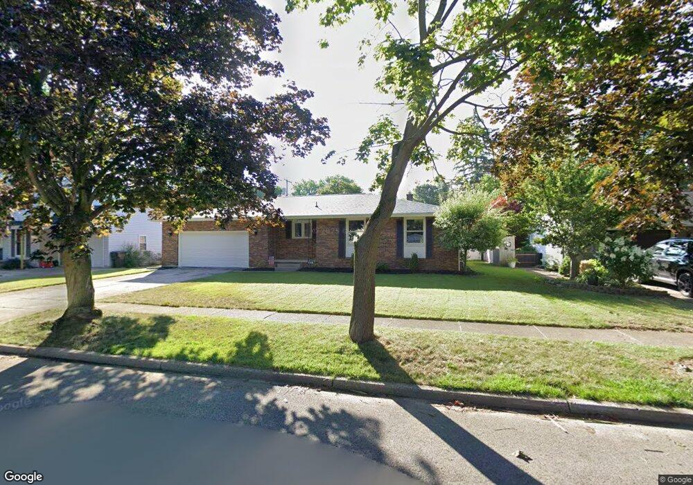 831 Sun Valley Dr, North Tonawanda, NY 14120 - photo 1