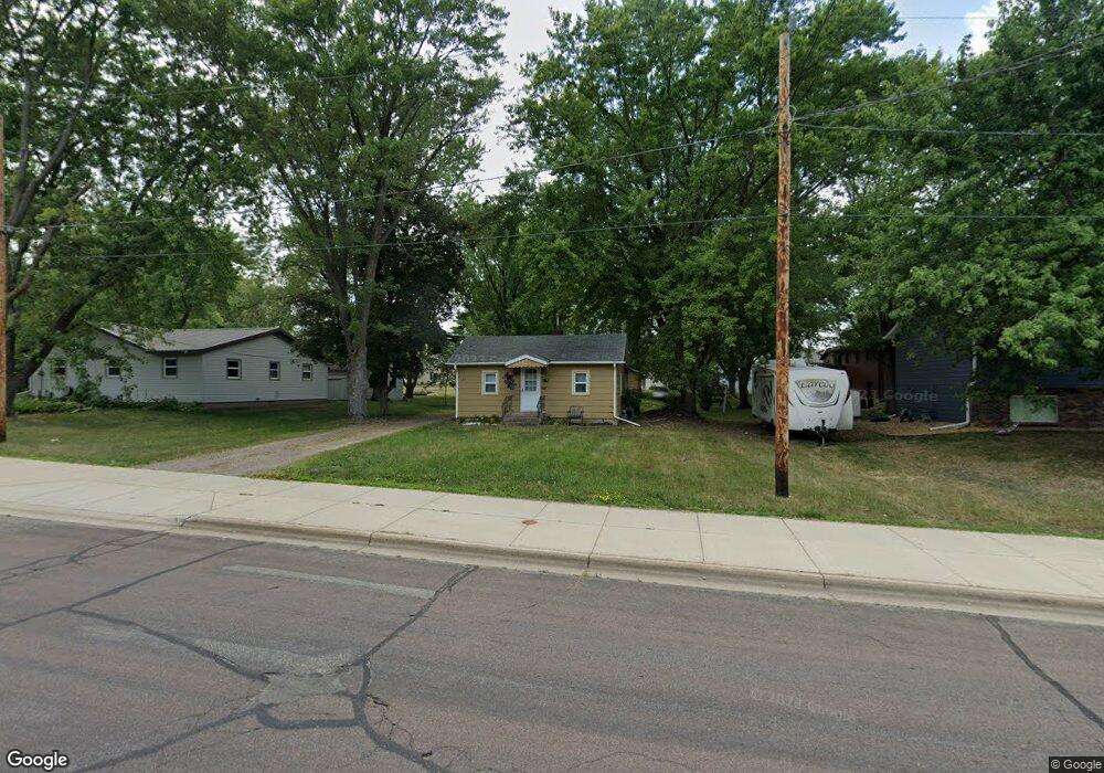 27 Summit Ave S, Sauk Rapids, MN 56379 - photo 1