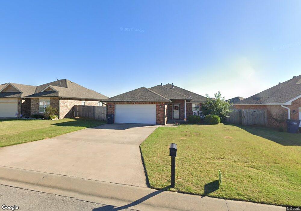 1913 Raintree Dr, Shawnee, OK 74804 - photo 1
